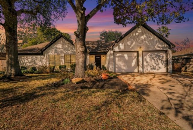 3012 Sugar Wood Drive, League City, TX 77573