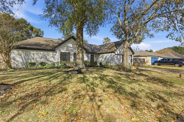 3012 Sugar Wood Drive, League City, TX 77573