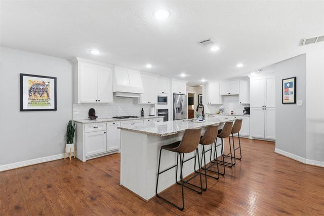 3012 Sugar Wood Drive, League City, TX 77573