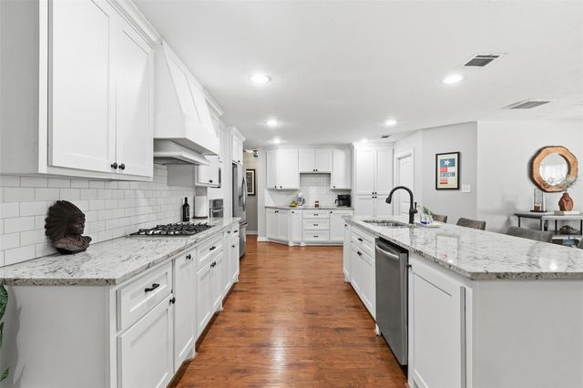 3012 Sugar Wood Drive, League City, TX 77573