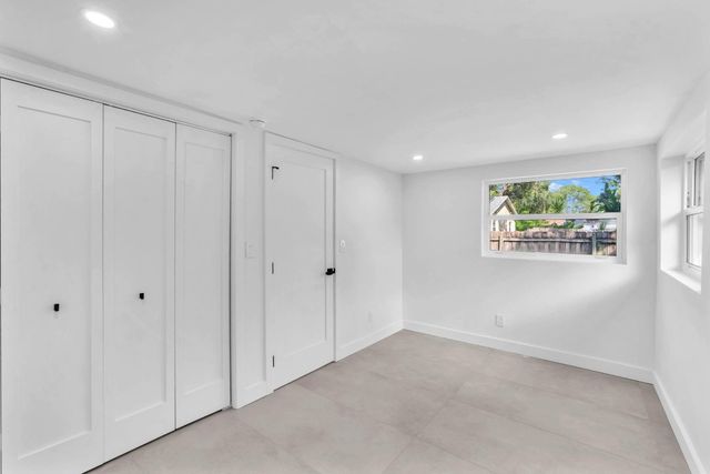 4640 SW 25th Terrace, Dania Beach, FL 33312