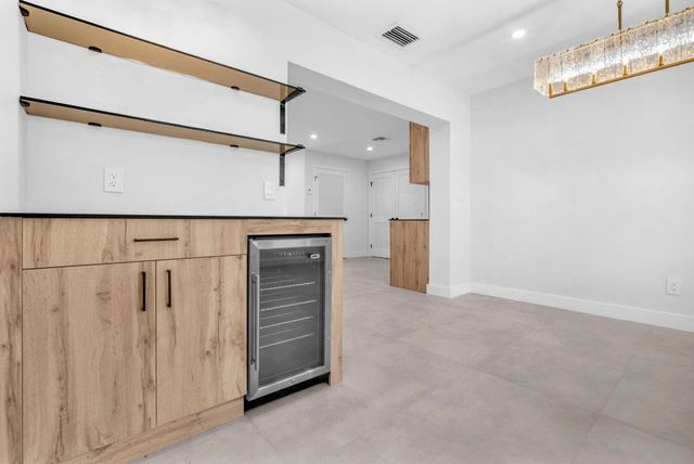 4640 SW 25th Terrace, Dania Beach, FL 33312