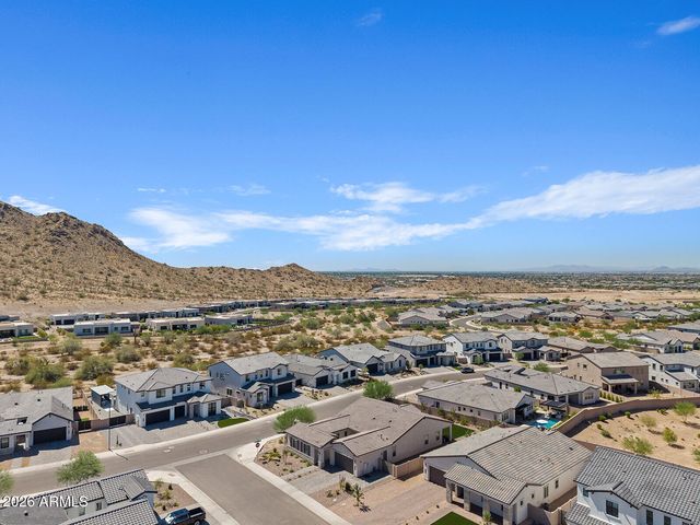 4824 W Grayback Lane, Queen Creek, AZ 85142
