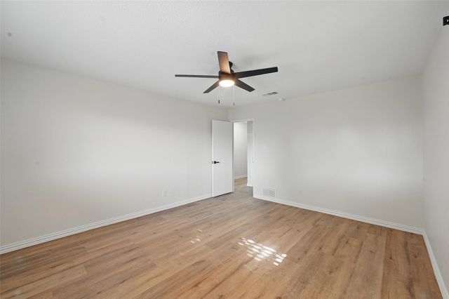 7932 Berrybrook Drive, Watauga, TX 76148