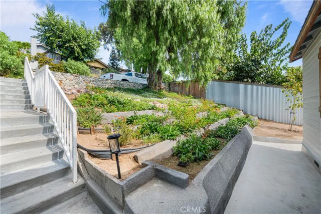 16572 E Buena Vista Avenue, Orange, CA 92865