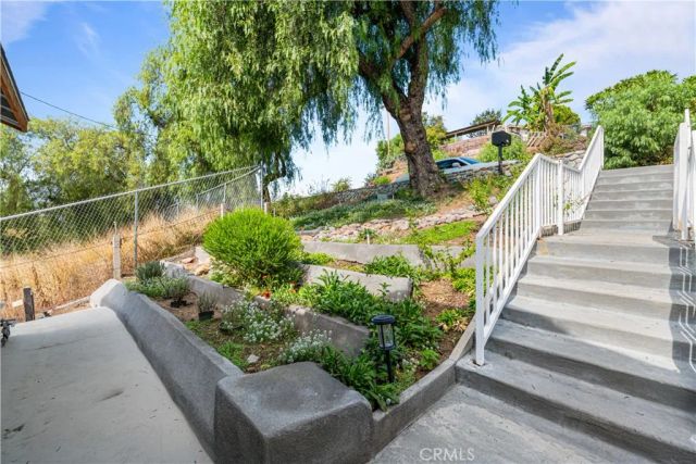 16572 E Buena Vista Avenue, Orange, CA 92865