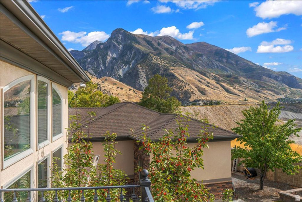 Image 32 of property listing at 682 E HEALEY BLVD, Alpine, UT 84004
