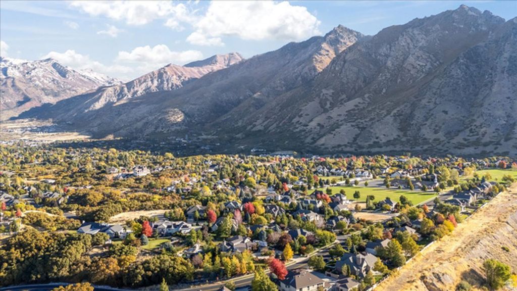 Image 74 of property listing at 682 E HEALEY BLVD, Alpine, UT 84004