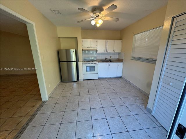 2232 N 19th Ave A, Hollywood, FL 33020