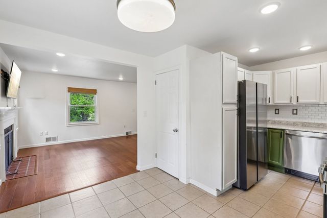 2321 Milford DRIVE, Bethel Park, PA 15102