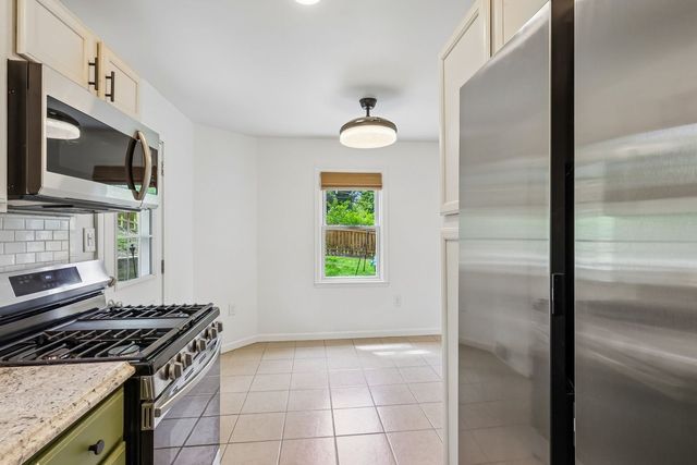 2321 Milford DRIVE, Bethel Park, PA 15102