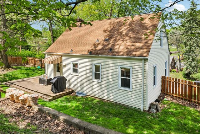 2321 Milford DRIVE, Bethel Park, PA 15102