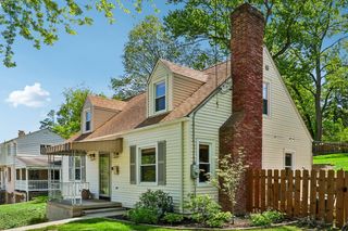 2321 Milford DRIVE, Bethel Park, PA 15102