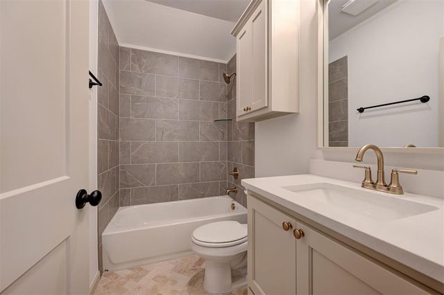 4817 Desert Willow Lane, Edmond, OK 73034