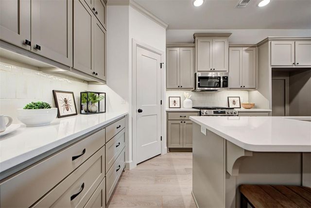 4817 Desert Willow Lane, Edmond, OK 73034