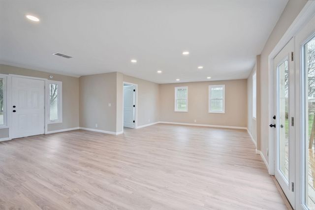 825 N Carter Street, Greentown, IN 46936