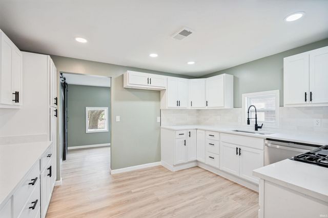 825 N Carter Street, Greentown, IN 46936