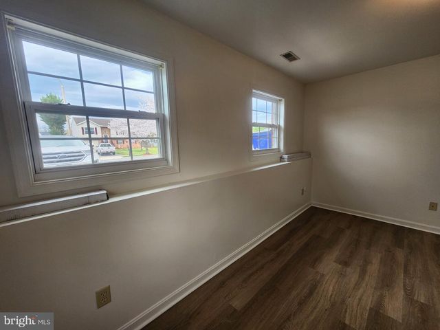 1048 KASINOF AVE, Hagerstown, MD 21742