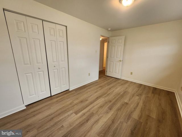 1048 KASINOF AVE, Hagerstown, MD 21742