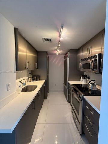 10275 Collins Avenue 619, Bal Harbour, FL 33154
