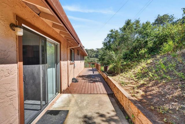 630 Paradise Road, Salinas, CA 93907