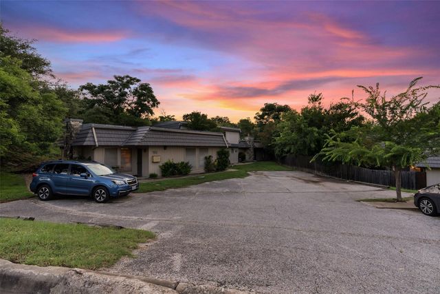 702 Castle Ridge RD C, Austin, TX 78746