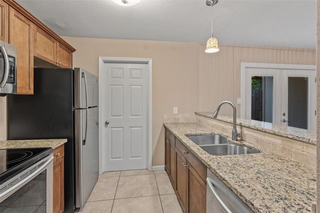 702 Castle Ridge RD C, Austin, TX 78746