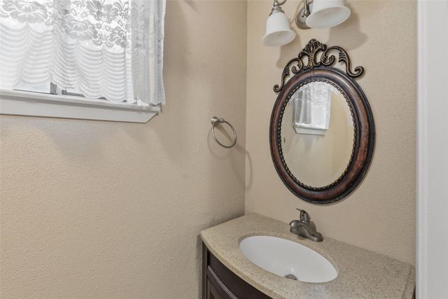 702 Castle Ridge RD C, Austin, TX 78746