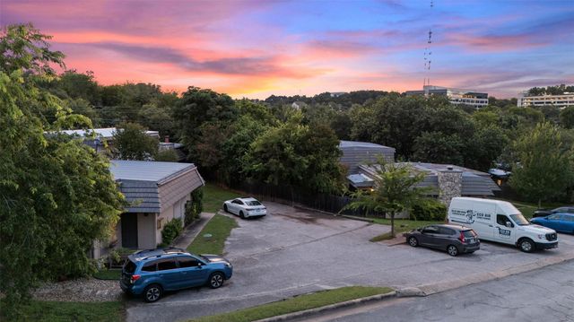 702 Castle Ridge RD C, Austin, TX 78746