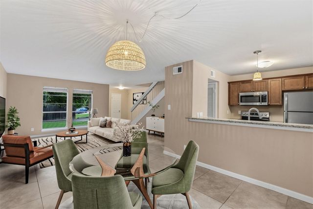 702 Castle Ridge RD C, Austin, TX 78746