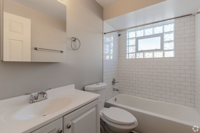 8536 W Gregory Street 1S, Chicago, IL 60656