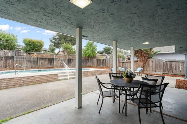 1941 Memorial Drive, Hollister, CA 95023