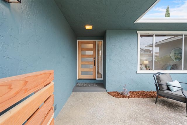 1941 Memorial Drive, Hollister, CA 95023