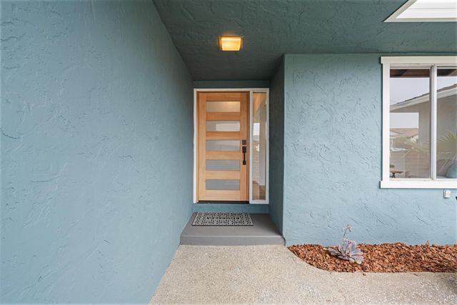 1941 Memorial Drive, Hollister, CA 95023