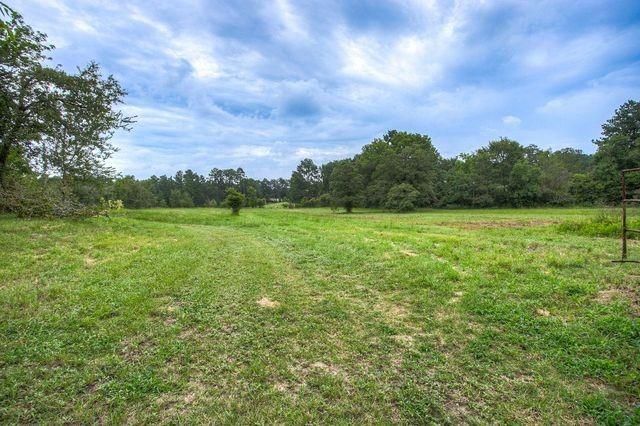 150 Canyon Run Boulevard, Huntsville, TX 77320