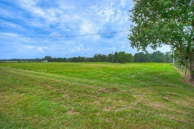 150 Canyon Run Boulevard, Huntsville, TX 77320