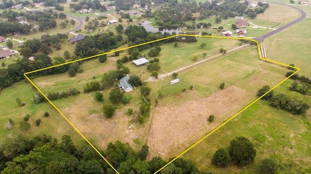 150 Canyon Run Boulevard, Huntsville, TX 77320