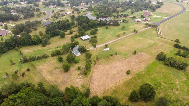 150 Canyon Run Boulevard, Huntsville, TX 77320