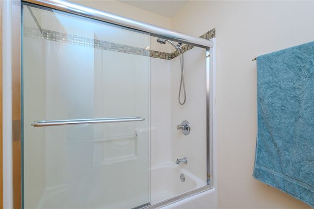 507 E Locust Street 207, Des Moines, IA 50309