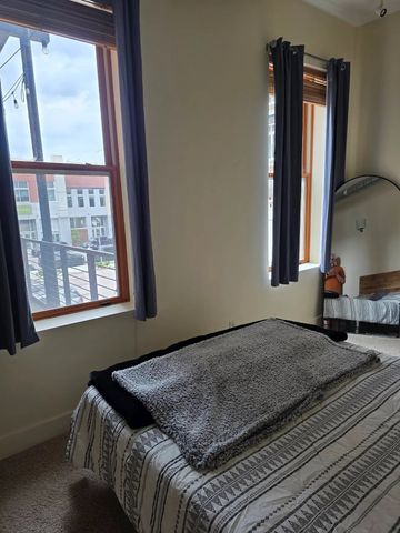 507 E Locust Street 207, Des Moines, IA 50309