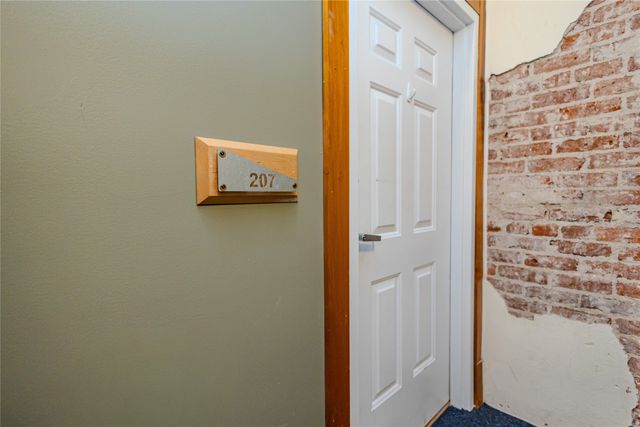 507 E Locust Street 207, Des Moines, IA 50309