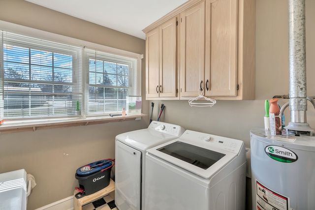 105 W Church Street, Iva, SC 29655