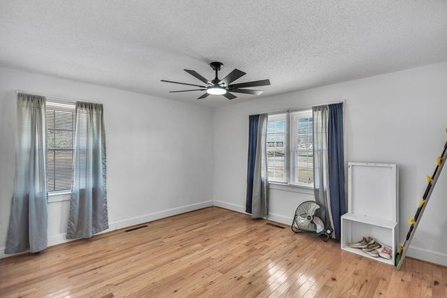 105 W Church Street, Iva, SC 29655