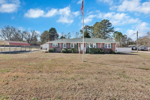 105 W Church Street, Iva, SC 29655
