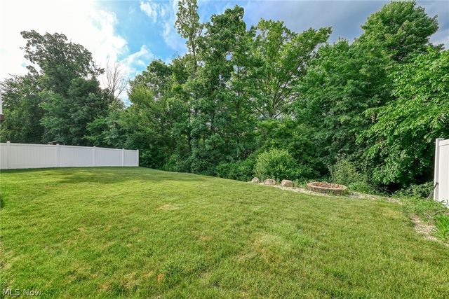 123 quartz Avenue, Peninsula, OH 44264