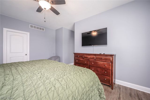 123 quartz Avenue, Peninsula, OH 44264
