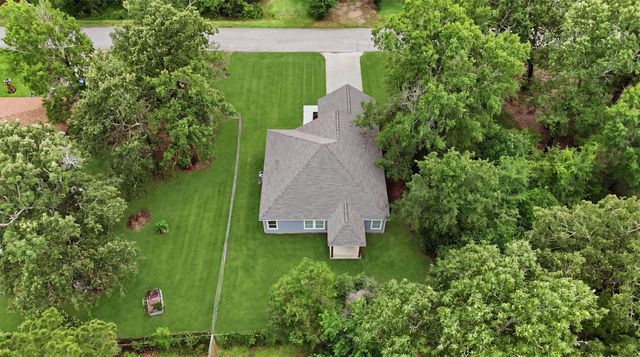 387 Autumn Lane, Livingston, TX 77351