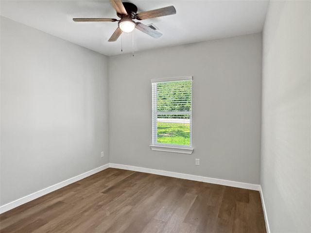 387 Autumn Lane, Livingston, TX 77351