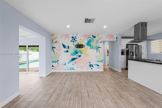 309 NW 43rd Ave, Plantation, FL 33317