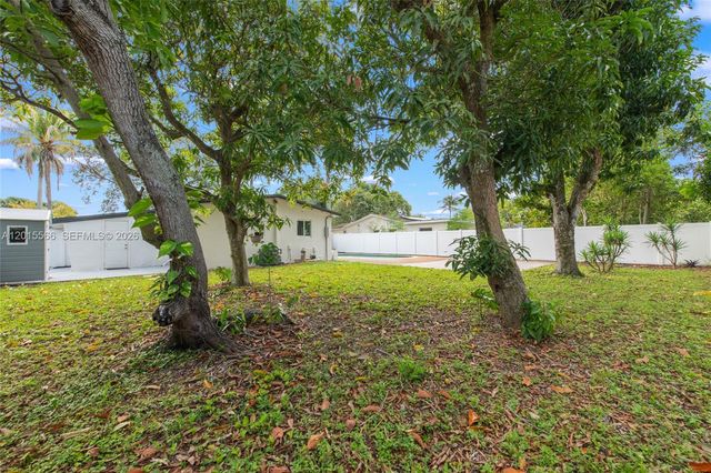309 NW 43rd Ave, Plantation, FL 33317